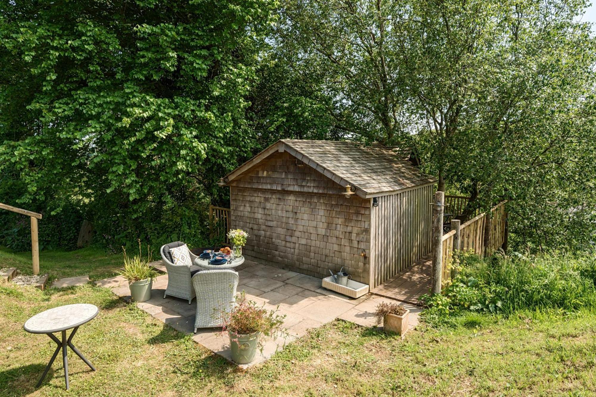 The Treehouse At Salcombe Farm Villa Екстериор снимка