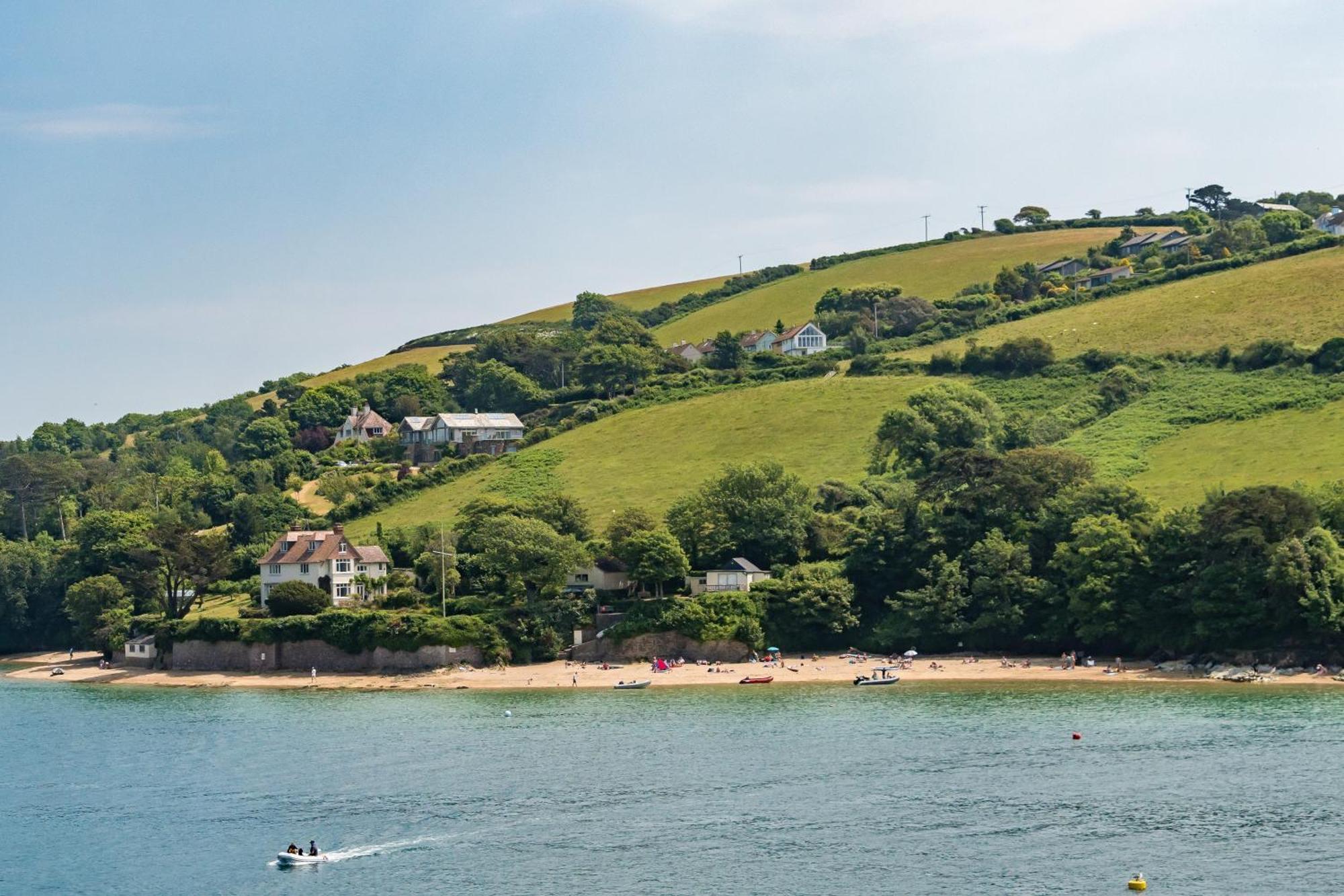 The Treehouse At Salcombe Farm Villa Екстериор снимка