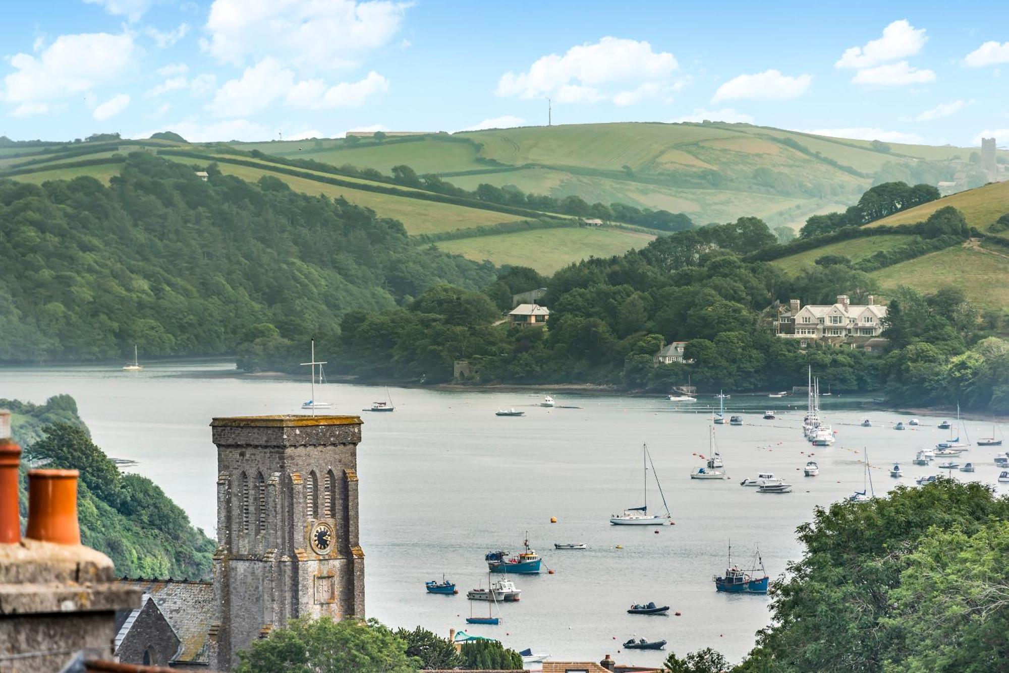 The Treehouse At Salcombe Farm Villa Екстериор снимка